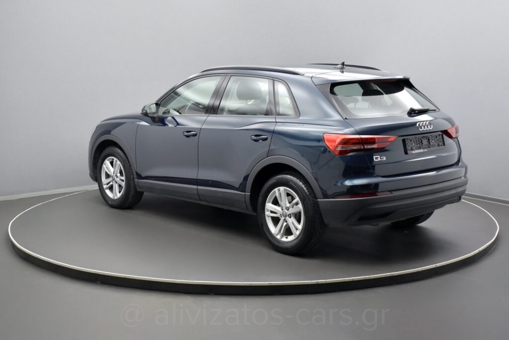 Audi Q3 - 2.0 35 Business TDI S tronic