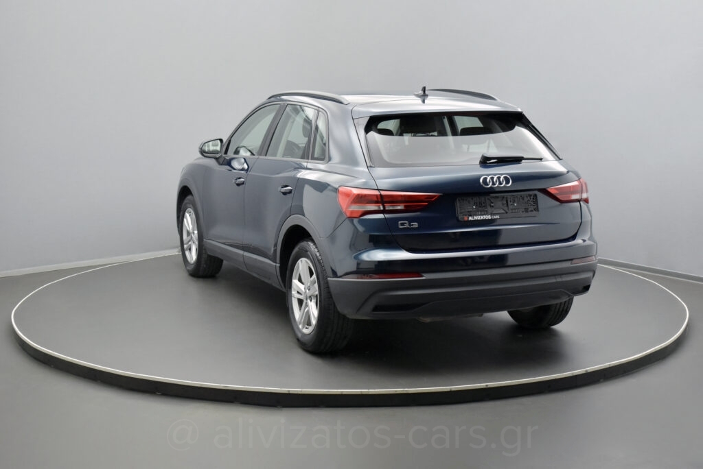 Audi Q3 - 2.0 35 Business TDI S tronic