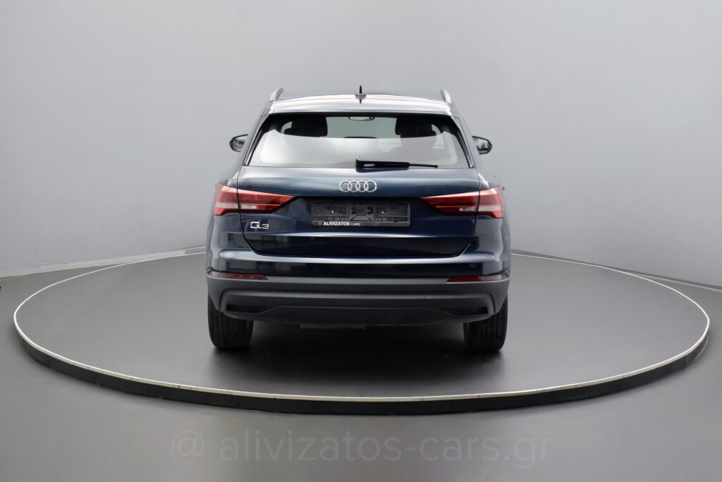 Audi Q3 - 2.0 35 Business TDI S tronic