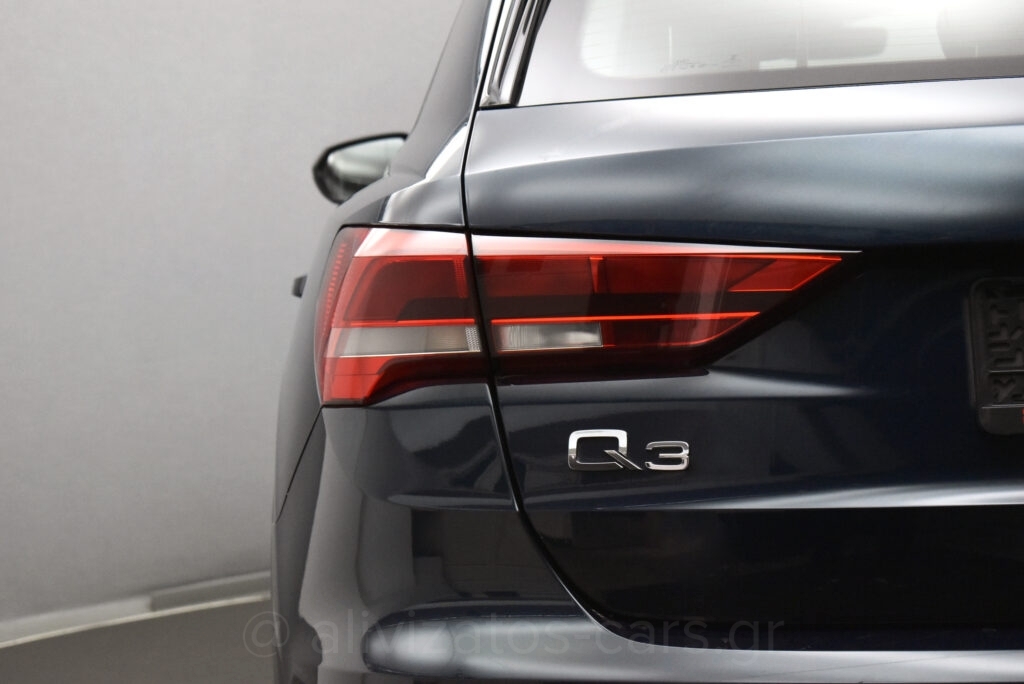 Audi Q3 - 2.0 35 Business TDI S tronic