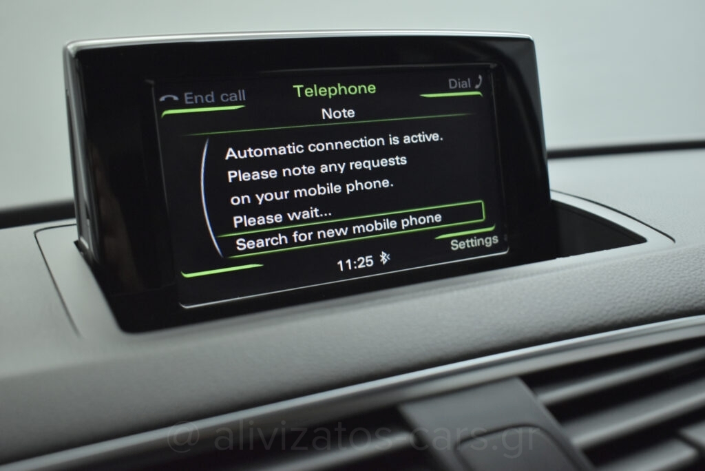 Audi Q3 -  2.0TDi Quattro Sport 150hp Xenon