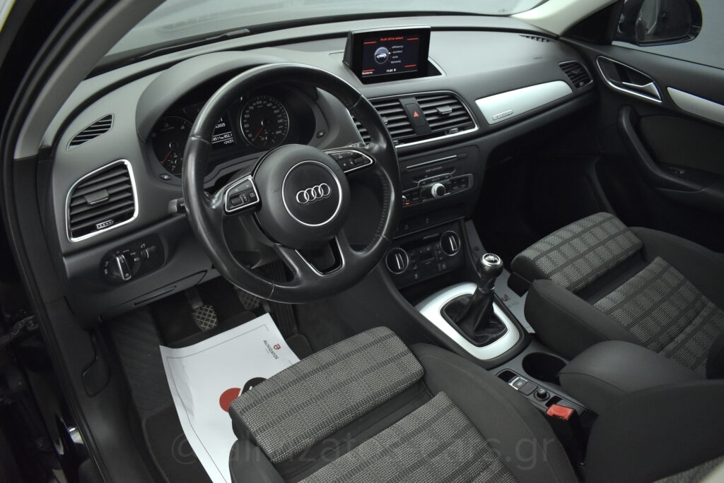 Audi Q3 -  2.0TDi Quattro Sport 150hp Xenon