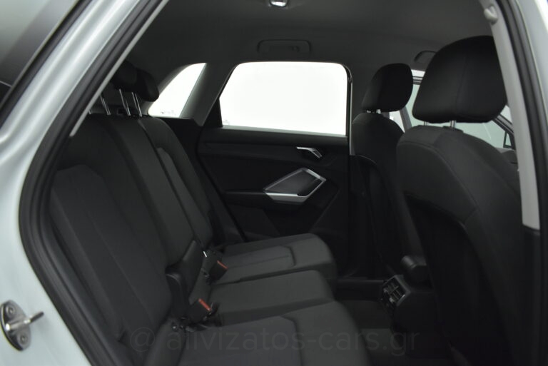 Audi Q3 -  45 TFSI e S troniC 245hp
