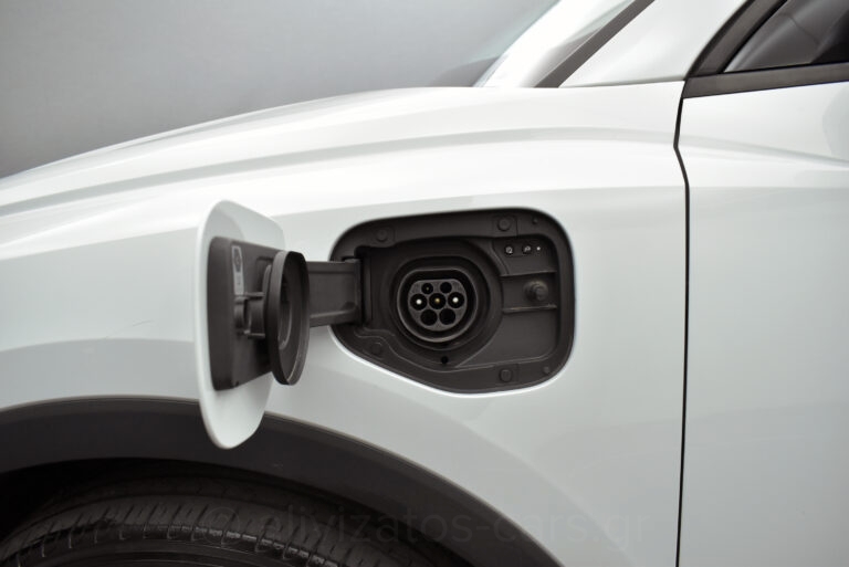 Audi Q3 -  45 TFSI e S troniC 245hp