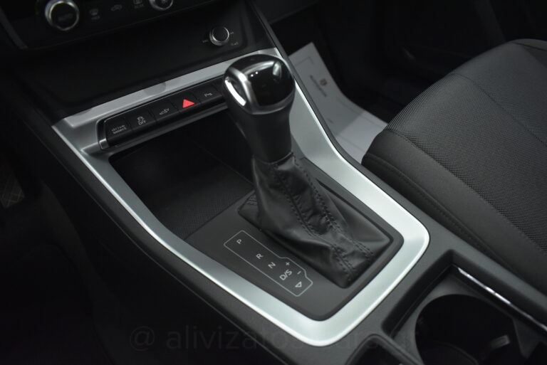 Audi Q3 -  45 TFSI e S troniC 245hp