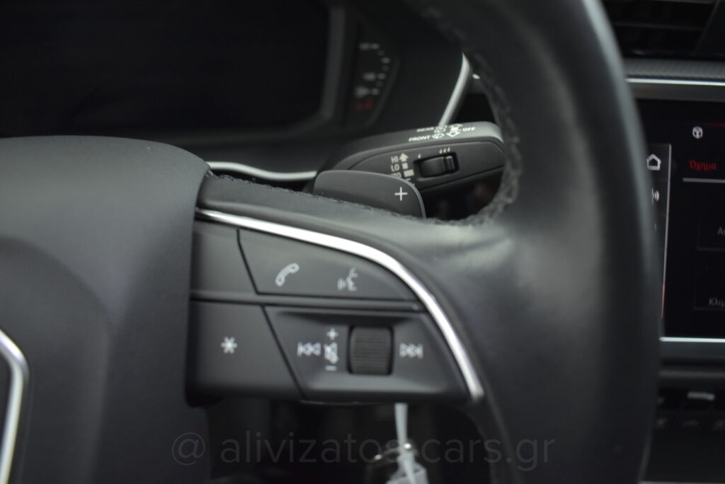 Audi Q3 -  45 TFSI e S troniC 245hp