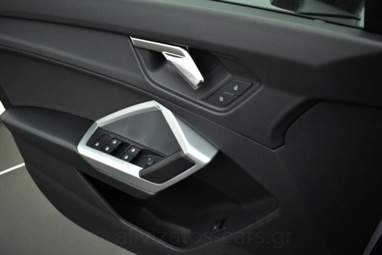 Audi Q3 -  45 TFSI e S troniC 245hp