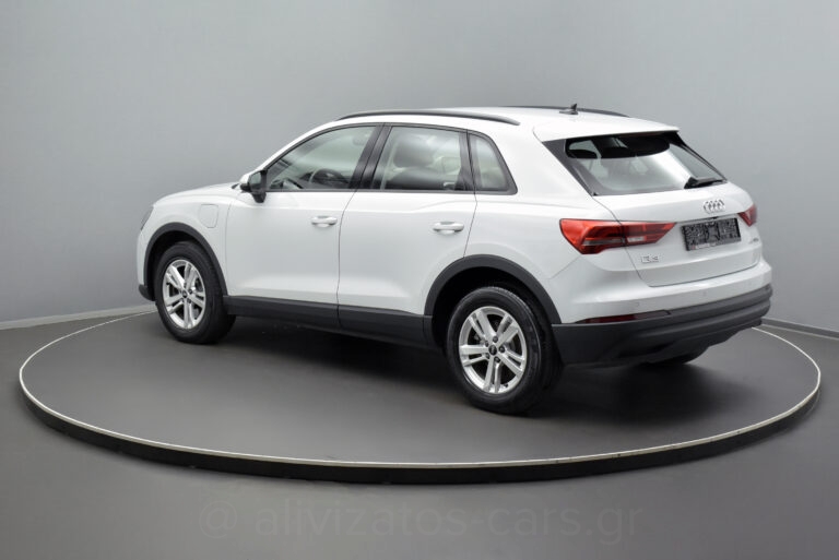 Audi Q3 -  45 TFSI e S troniC 245hp