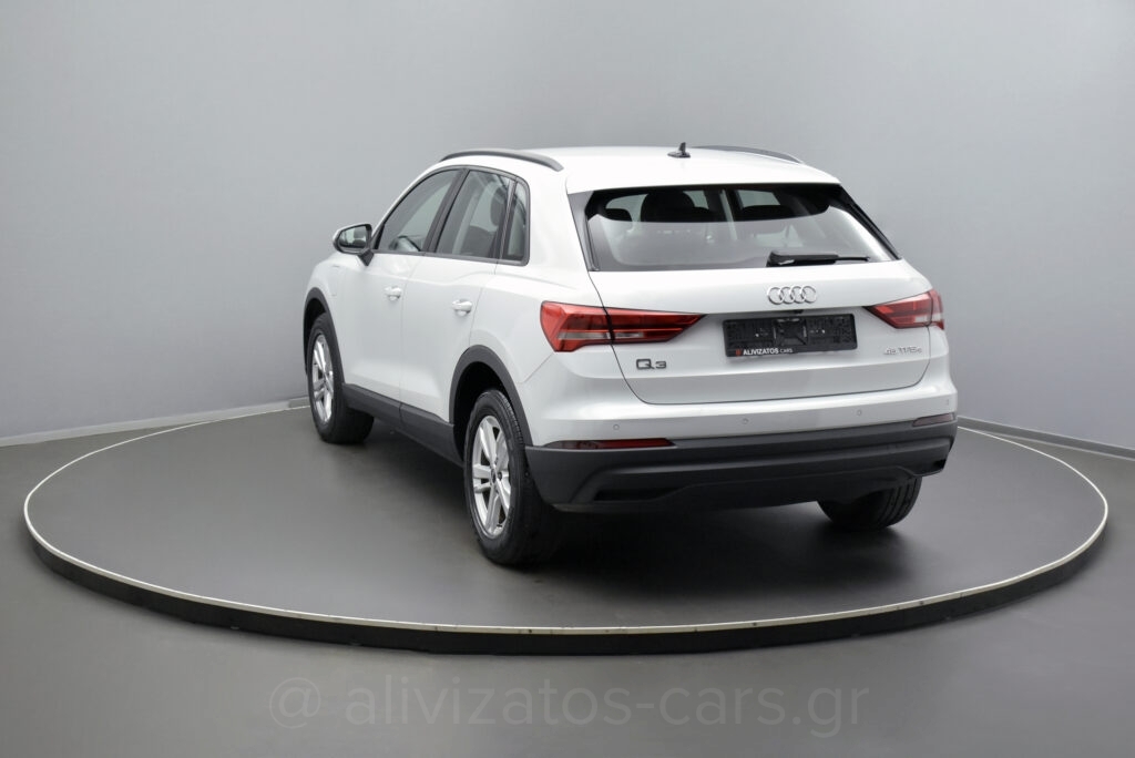 Audi Q3 -  45 TFSI e S troniC 245hp