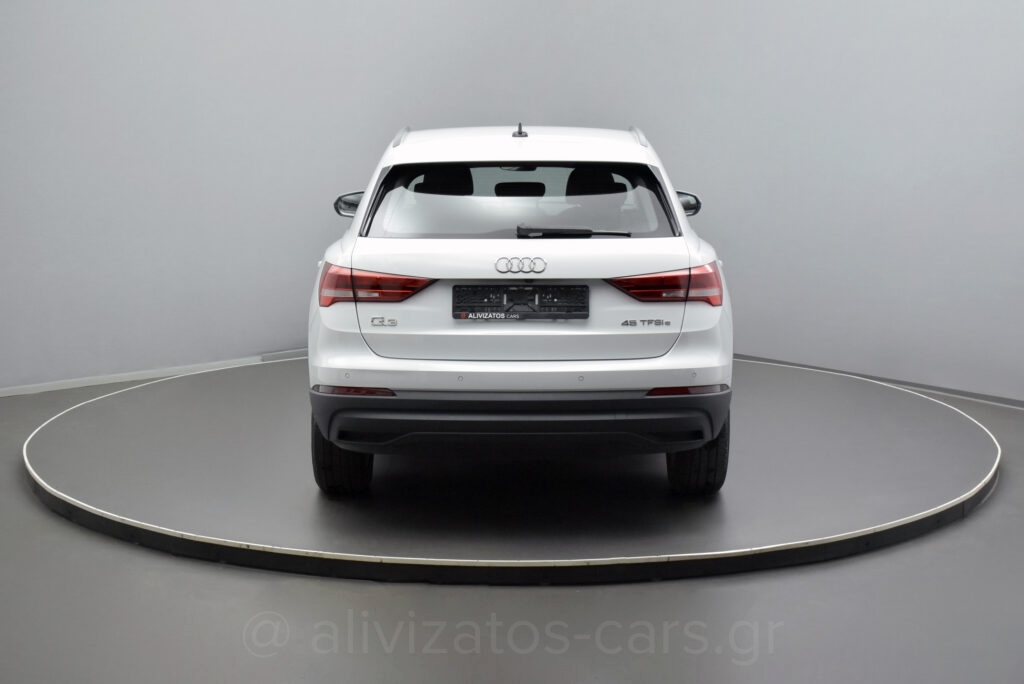 Audi Q3 -  45 TFSI e S troniC 245hp