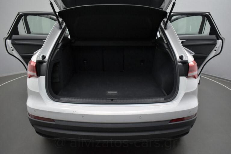 Audi Q3 -  45 TFSI e S troniC 245hp