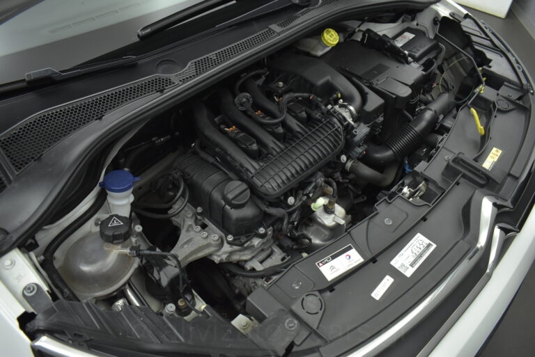 Citroen C3 - 1.2 PureTech 83hp Feel Navi Facelift