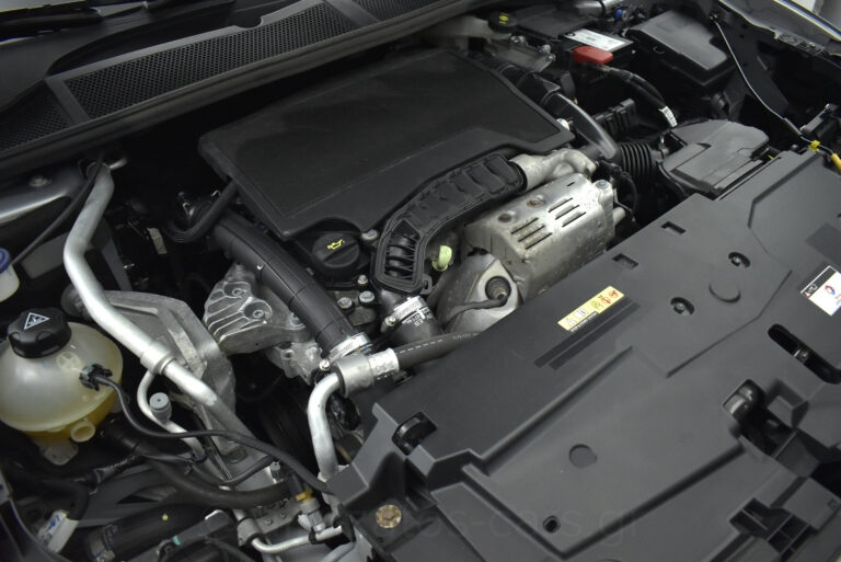 Citroen C5 X - 1.2 Puretech 130hp EAT8 Feel Navi