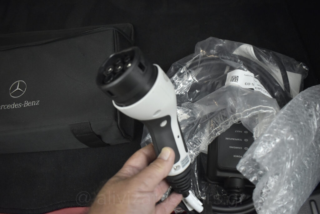 Mercedes-Benz GLA 250e - AMG 1.3 EQ Plug-in Hybrid 8G-DCT 218hp