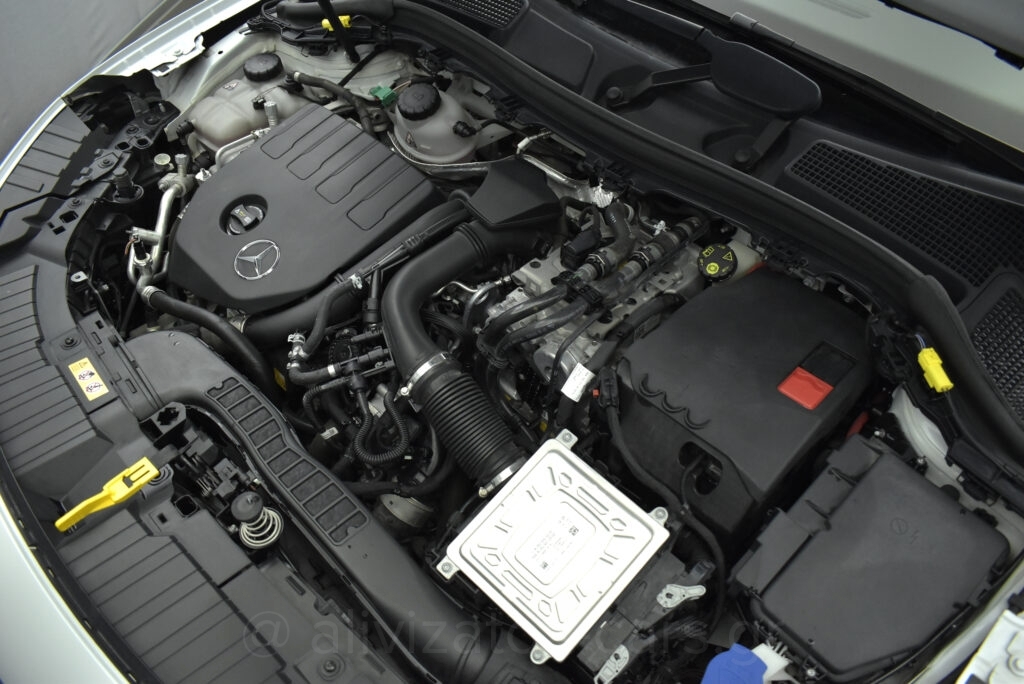 Mercedes-Benz GLA 250e - AMG 1.3 EQ Plug-in Hybrid 8G-DCT 218hp