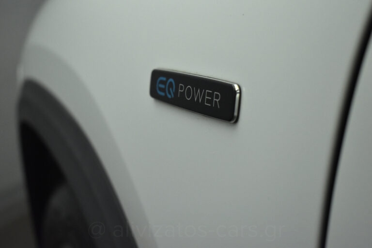 Mercedes-Benz GLA 250e - AMG 1.3 EQ Plug-in Hybrid 8G-DCT 218hp