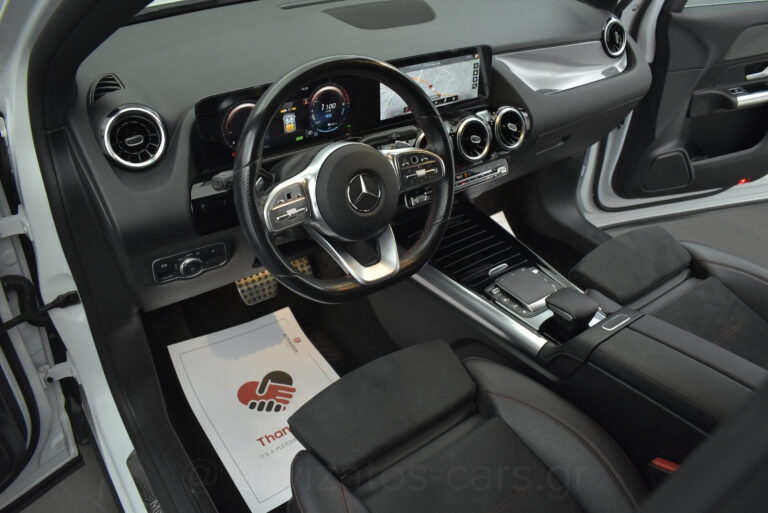 Mercedes-Benz GLA 250e - AMG 1.3 EQ Plug-in Hybrid 8G-DCT 218hp