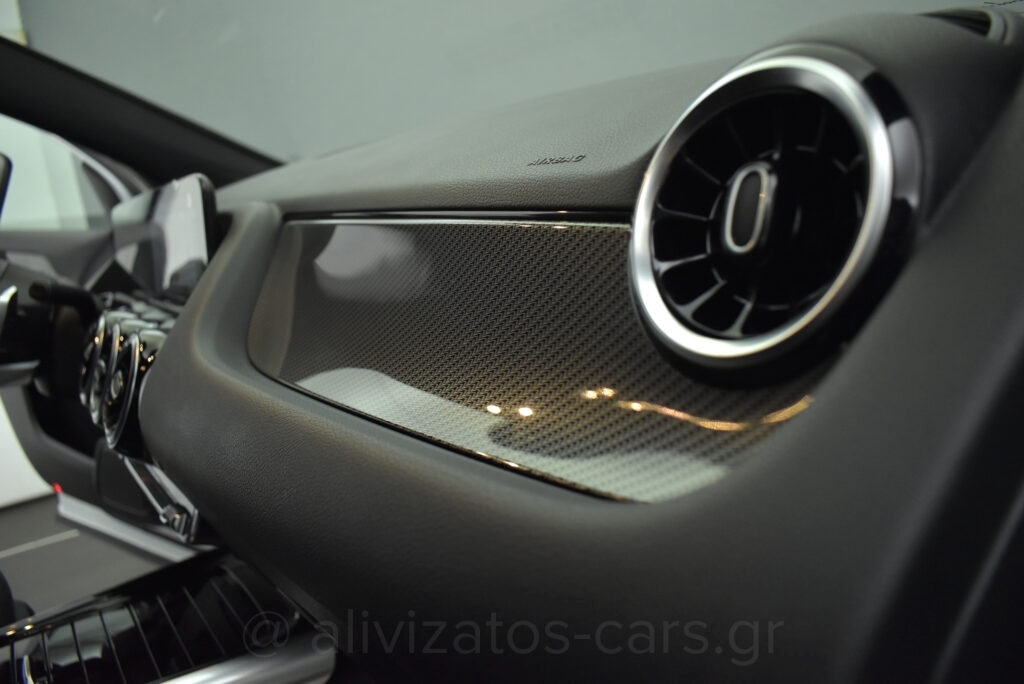 Mercedes-Benz GLA 250e - AMG 1.3 EQ Plug-in Hybrid 8G-DCT 218hp