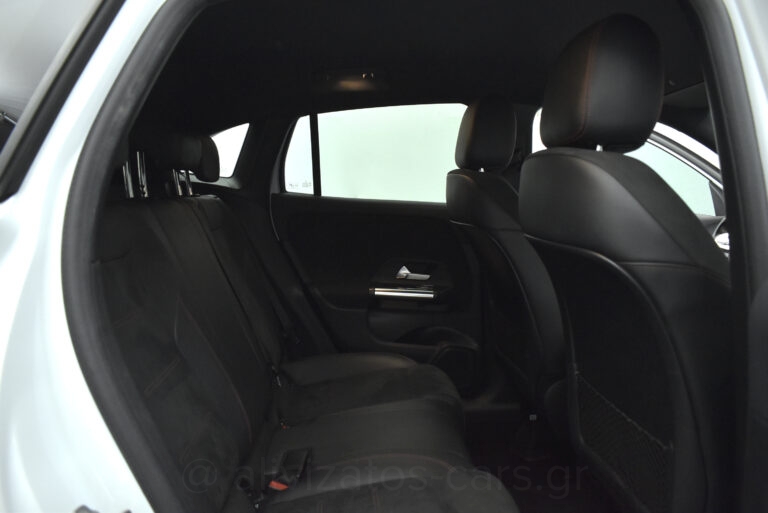 Mercedes-Benz GLA 250e - AMG 1.3 EQ Plug-in Hybrid 8G-DCT 218hp