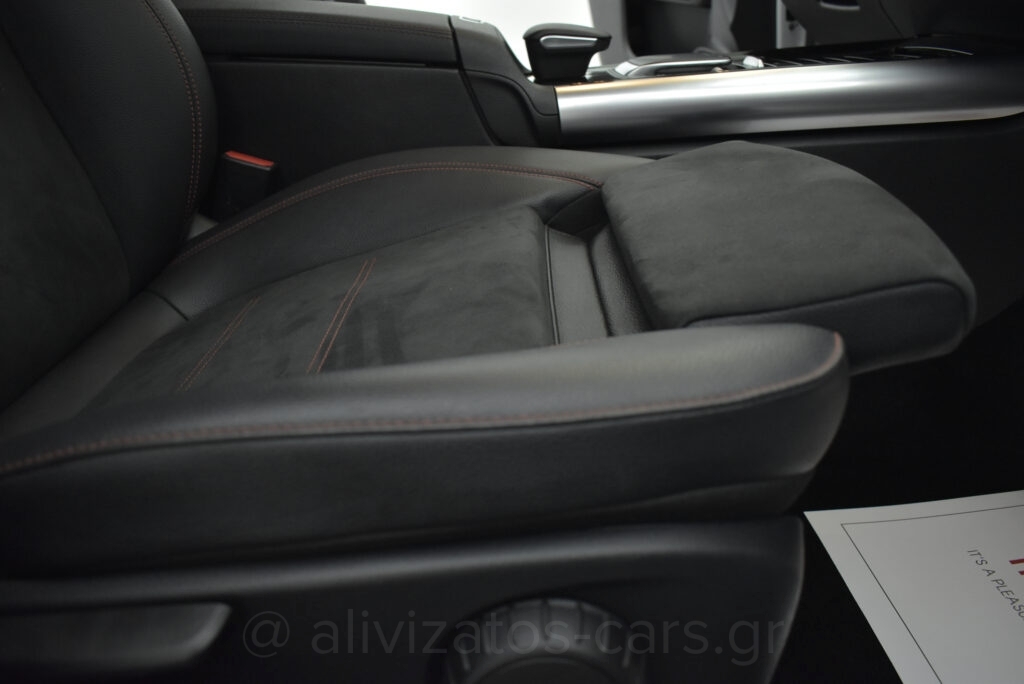 Mercedes-Benz GLA 250e - AMG 1.3 EQ Plug-in Hybrid 8G-DCT 218hp