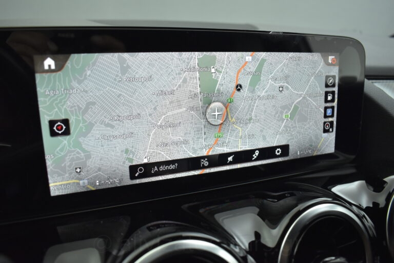 Mercedes-Benz GLA 250e - AMG 1.3 EQ Plug-in Hybrid 8G-DCT 218hp