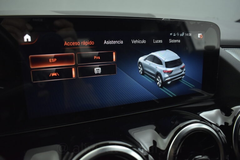 Mercedes-Benz GLA 250e - AMG 1.3 EQ Plug-in Hybrid 8G-DCT 218hp