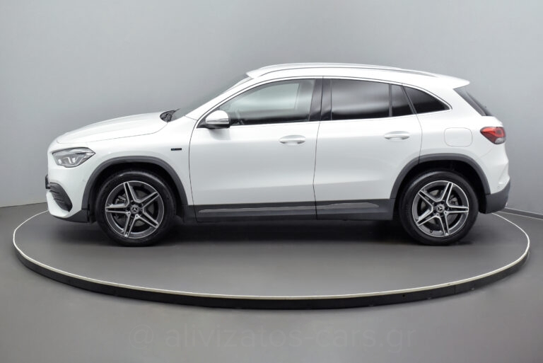 Mercedes-Benz GLA 250e - AMG 1.3 EQ Plug-in Hybrid 8G-DCT 218hp