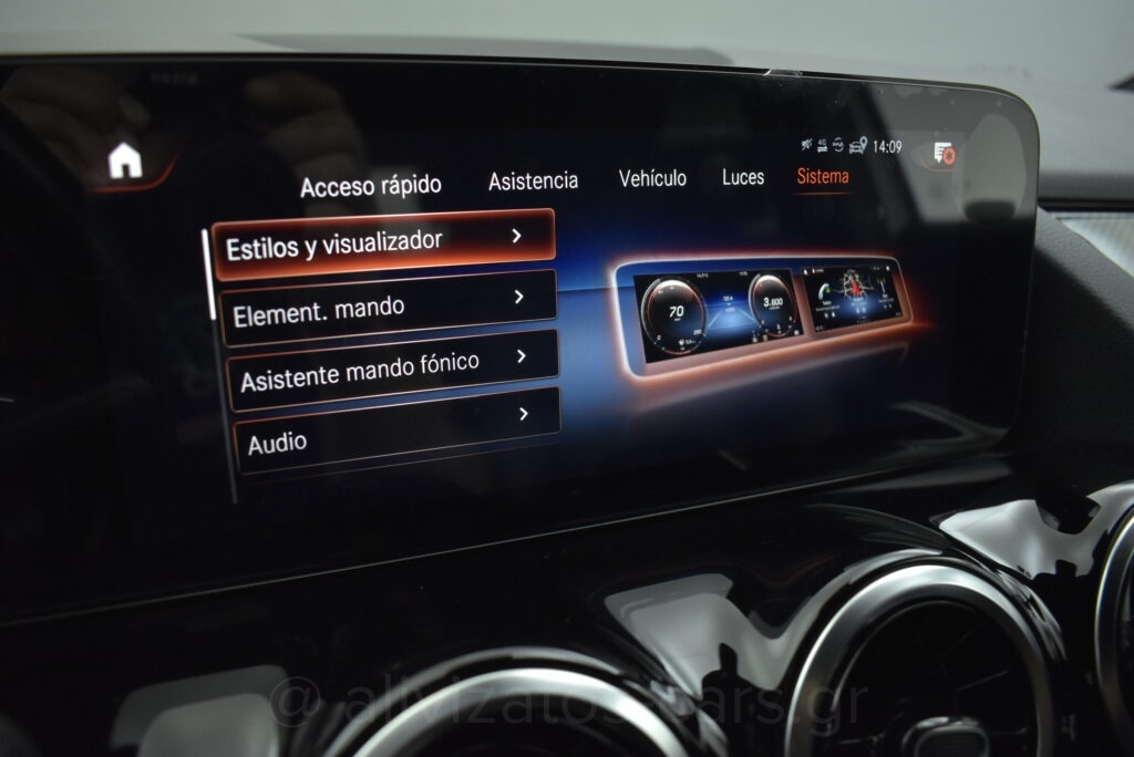 Mercedes-Benz GLA 250e - AMG 1.3 EQ Plug-in Hybrid 8G-DCT 218hp