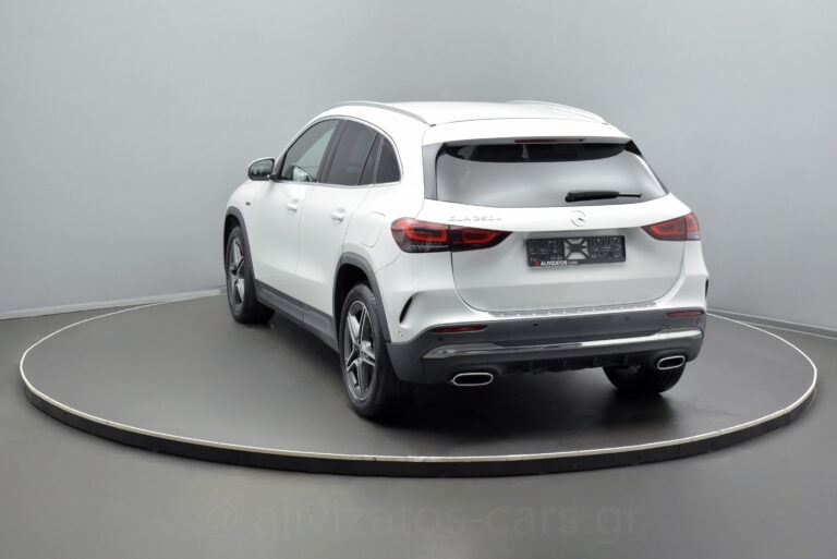 Mercedes-Benz GLA 250e - AMG 1.3 EQ Plug-in Hybrid 8G-DCT 218hp