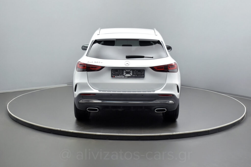 Mercedes-Benz GLA 250e - AMG 1.3 EQ Plug-in Hybrid 8G-DCT 218hp