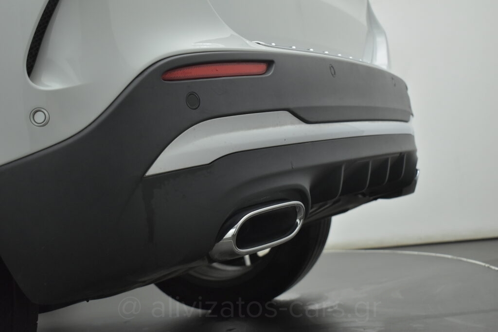 Mercedes-Benz GLA 250e - AMG 1.3 EQ Plug-in Hybrid 8G-DCT 218hp