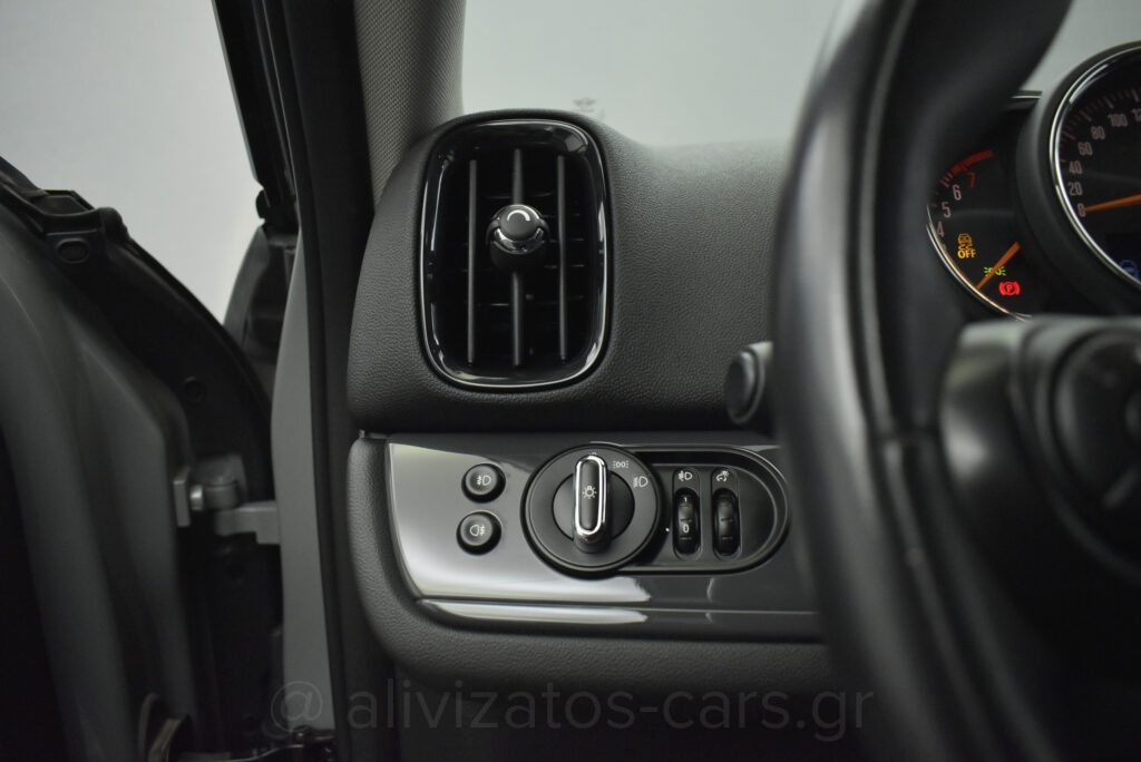 Mini Countryman -  1.5 Cooper Automatic Navi