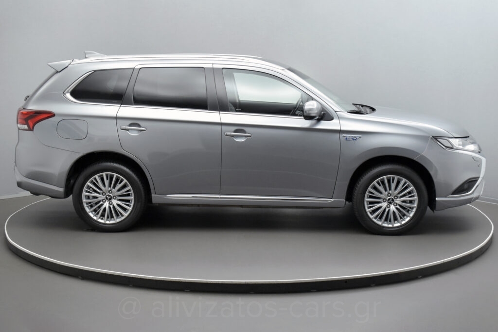 Mitsubishi Outlander - 2.4 PHEV INTENSE 4wd NAVI 224hp