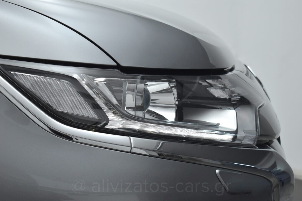 Mitsubishi Outlander - 2.4 PHEV INTENSE 4wd NAVI 224hp