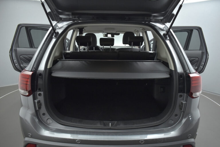 Mitsubishi Outlander - 2.4 PHEV INTENSE 4wd NAVI 224hp