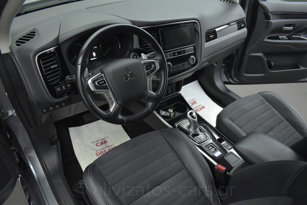 Mitsubishi Outlander - 2.4 PHEV INTENSE 4wd NAVI 224hp