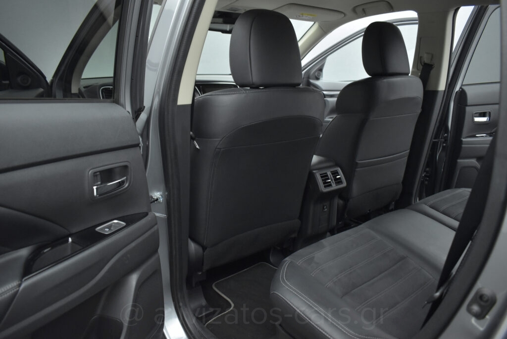 Mitsubishi Outlander - 2.4 PHEV INTENSE 4wd NAVI 224hp