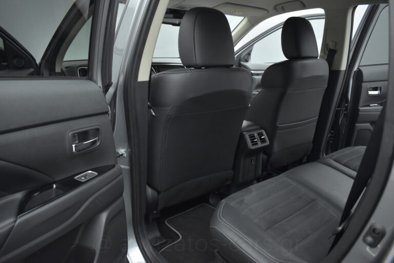 Mitsubishi Outlander - 2.4 PHEV INTENSE 4wd NAVI 224hp