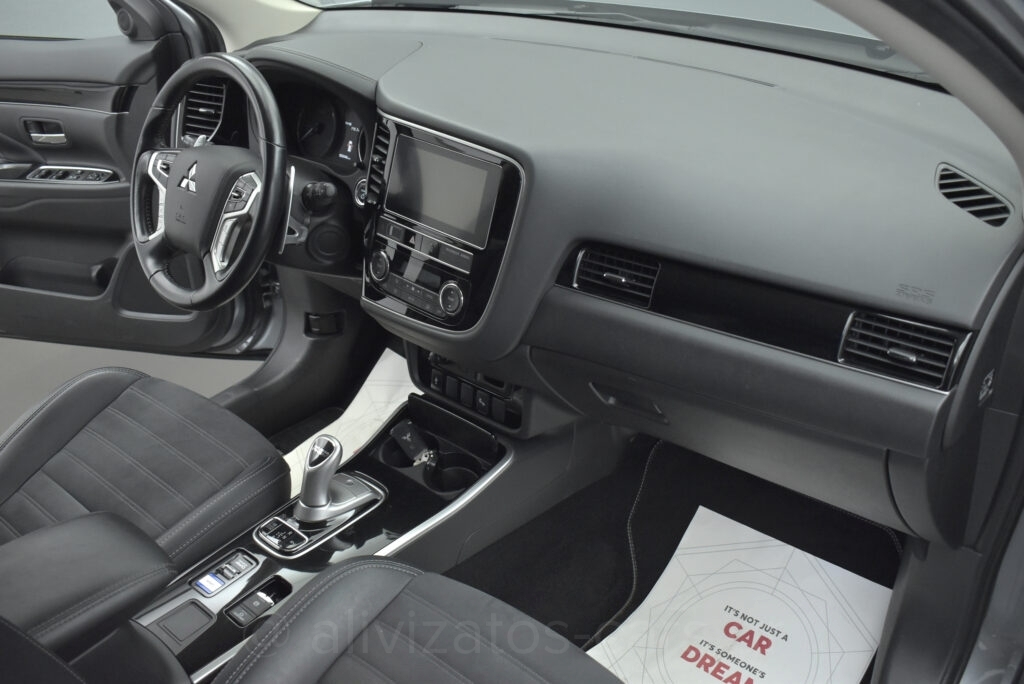 Mitsubishi Outlander - 2.4 PHEV INTENSE 4wd NAVI 224hp