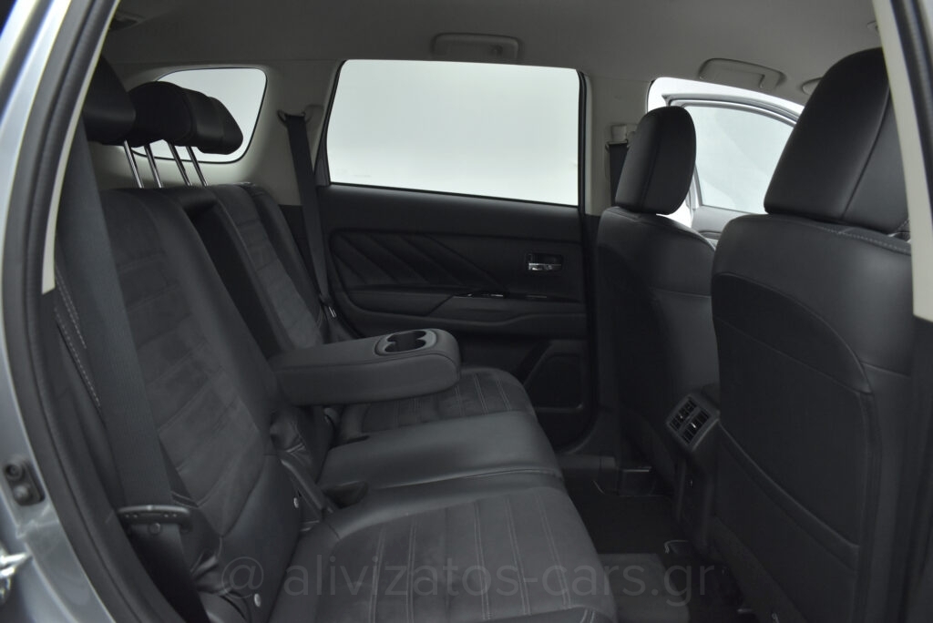 Mitsubishi Outlander - 2.4 PHEV INTENSE 4wd NAVI 224hp