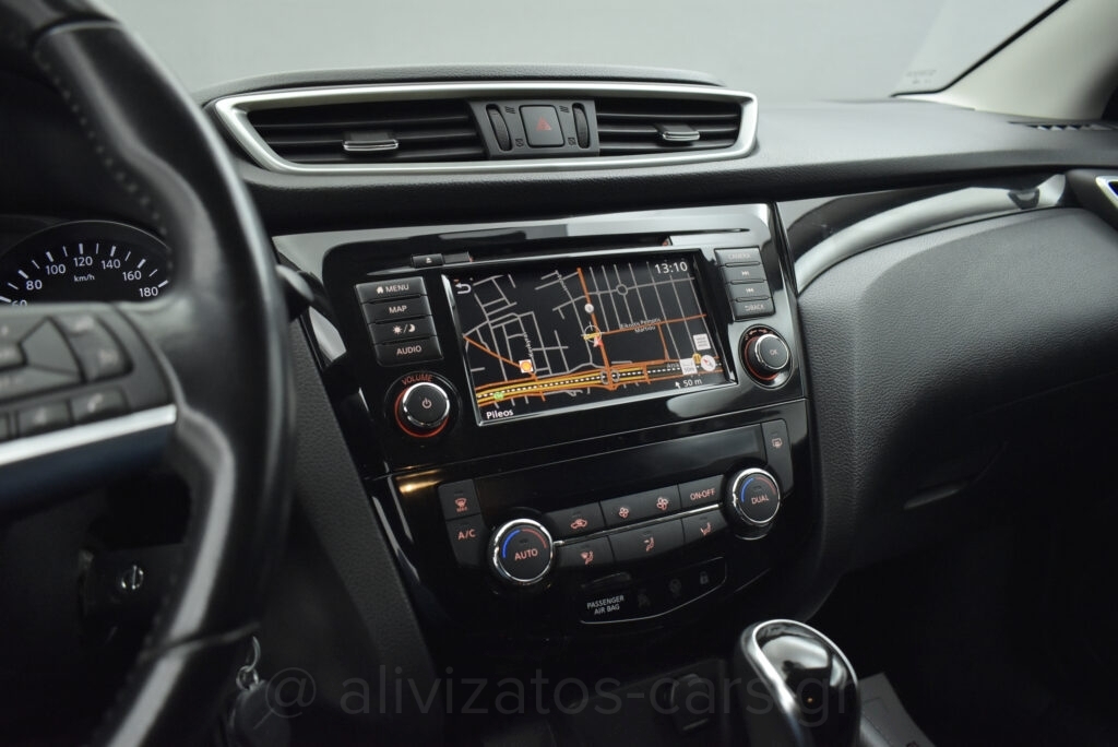 Nissan Qashqai - 1.5 dCi Business Automatic Navigation