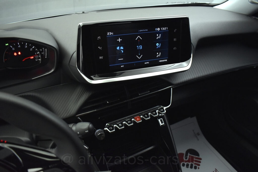 Peugeot 2008 - 1.5 BlueHDi 110hp Active Plus Camera