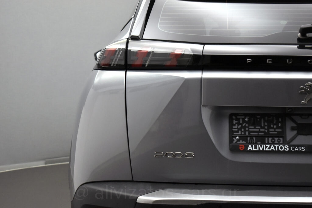 Peugeot 2008 - 1.5 BlueHDi 110hp Active Plus Camera