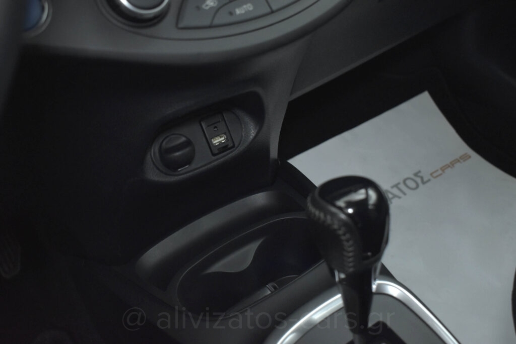 Toyota Yaris - 1.5 Hybrid E-CVT Business Camera