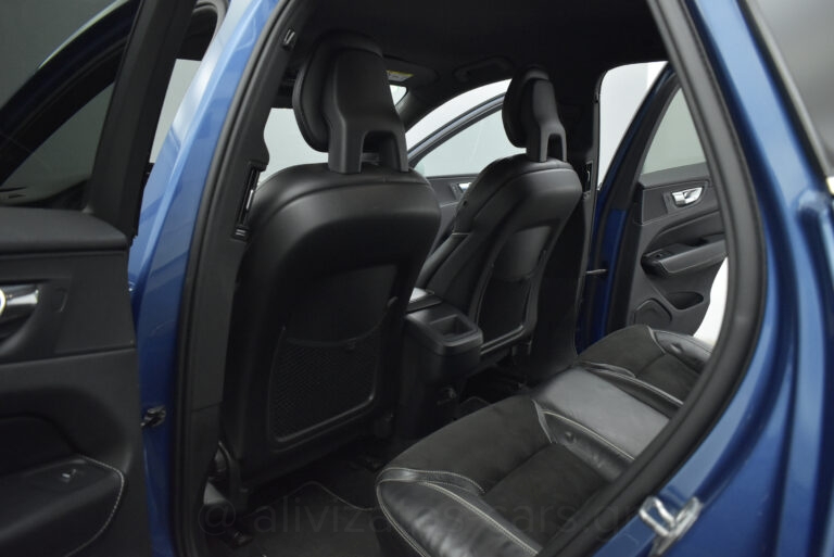 Volvo XC 60 - D4 AWD R-Desing