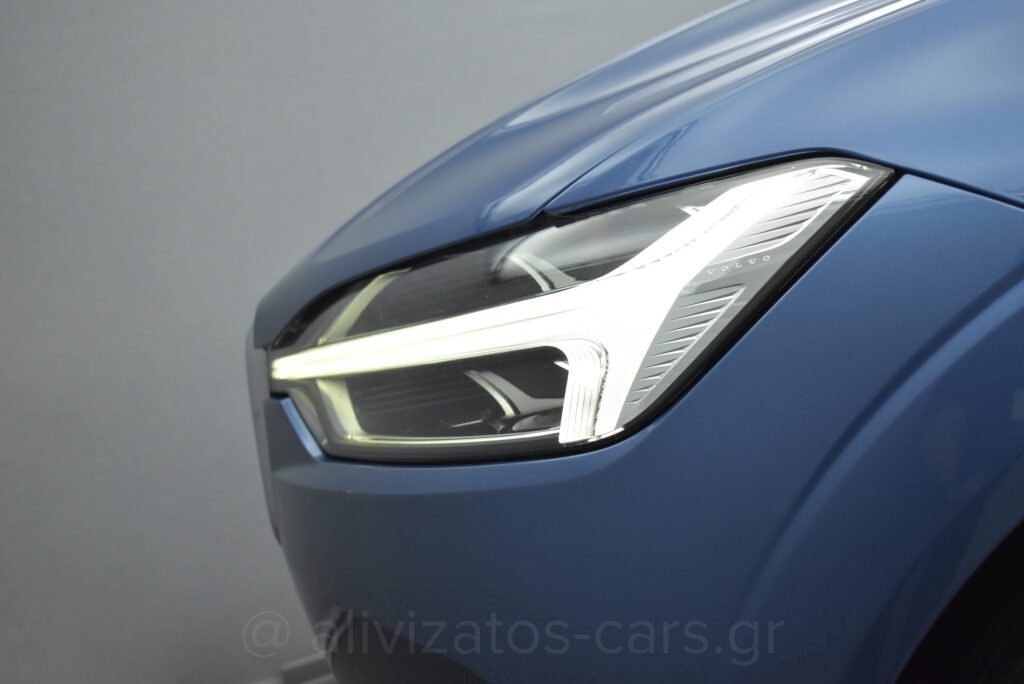 Volvo XC 60 - D4 AWD R-Desing