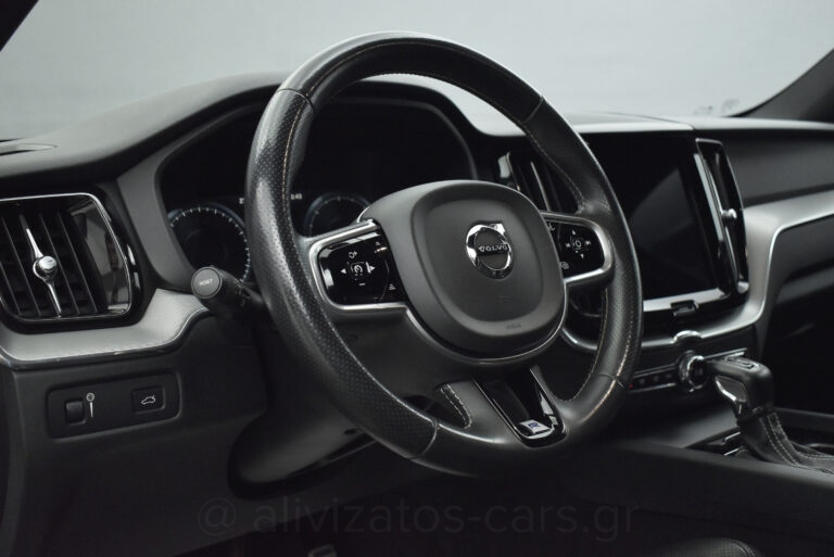 Volvo XC 60 - D4 AWD R-Desing