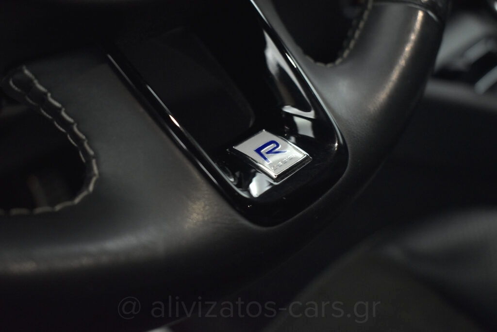 Volvo XC 60 - D4 AWD R-Desing