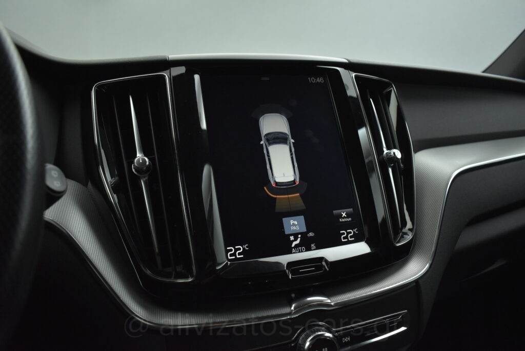 Volvo XC 60 - D4 AWD R-Desing