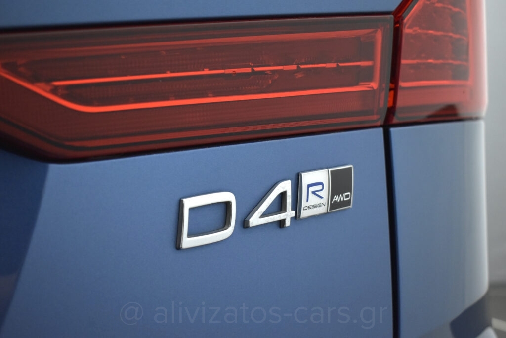 Volvo XC 60 - D4 AWD R-Desing